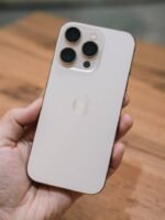 iPhone 16 Pro (256GB) - Image 2
