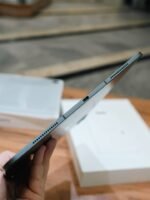 iPad Pro 13" M4 – 256GB (Wi‑Fi + Cellular) - Image 4