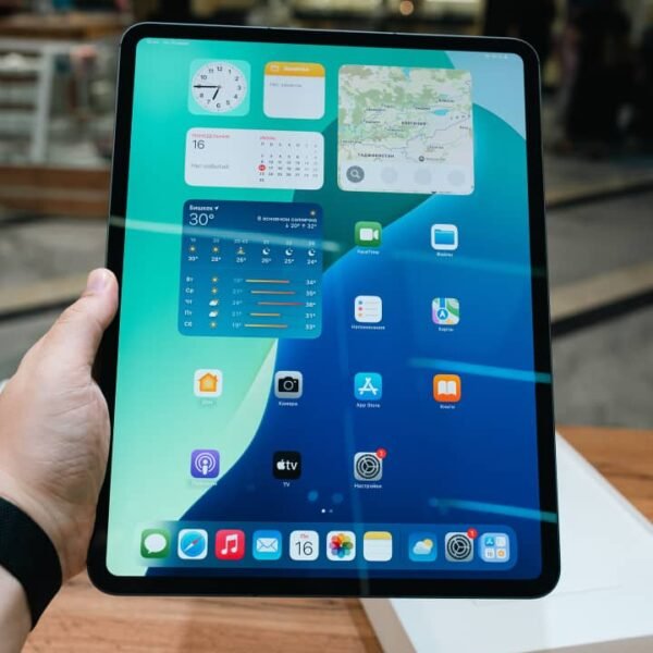 iPad Pro 13" M4 – 256GB (Wi‑Fi + Cellular)