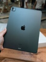 iPad Pro 13" M4 – 256GB (Wi‑Fi + Cellular) - Image 5
