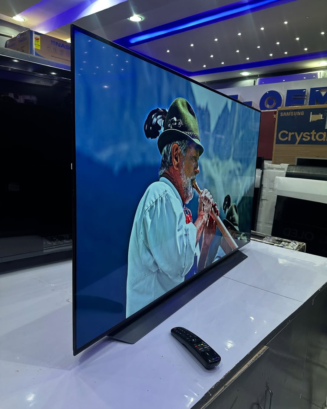 de_ofmark-20260211-0054 Samsung QLED Q60T — 50" 4K Smart TV — Pre-Owned - Image 1