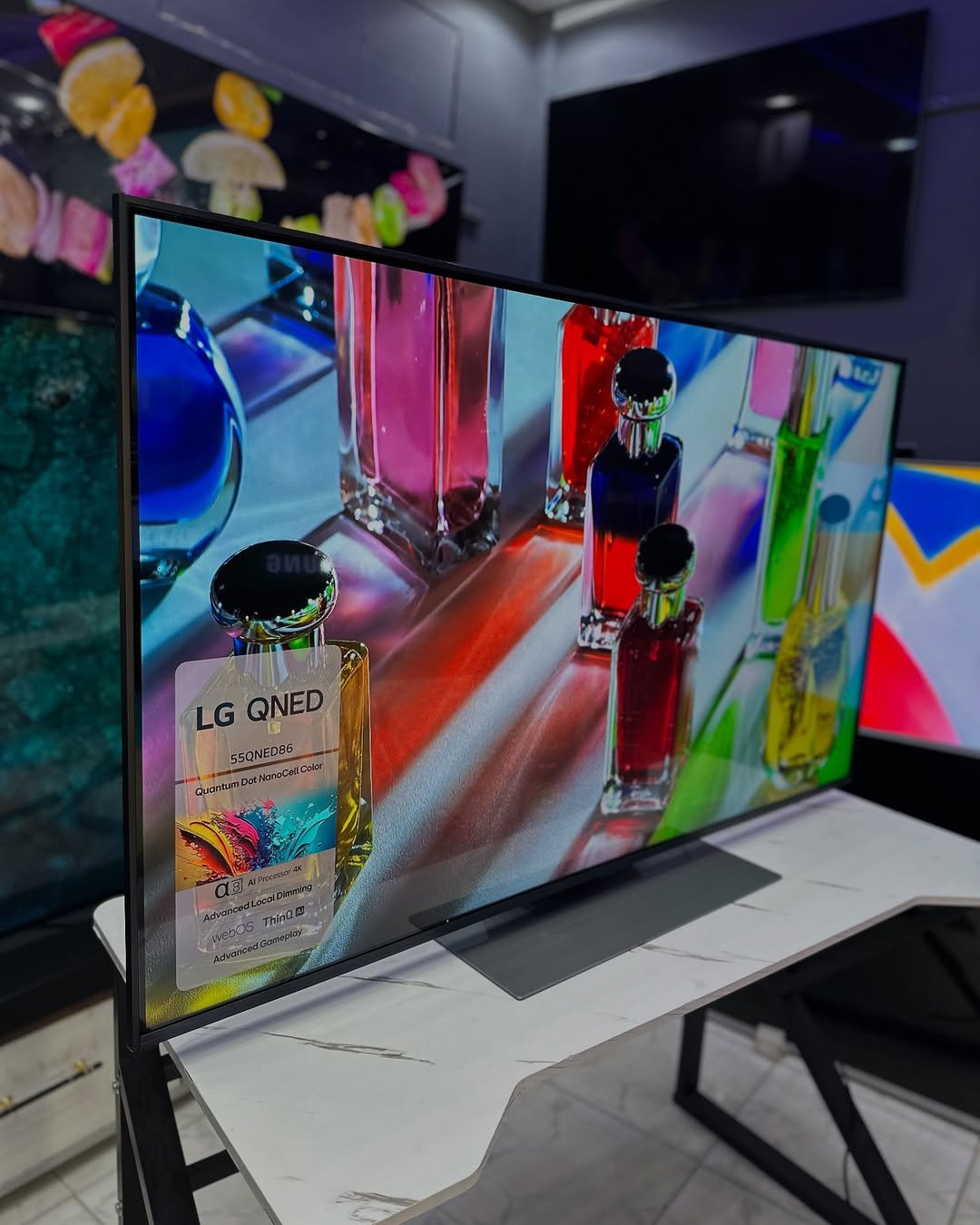 de_ofmark-20260211-0073 LG QNED Special Edition — 55" Smart TV — Pre-Owned - Image 1