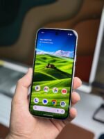 Google Pixel 9 – 12GB / 128GB (Used, Excellent Condition) - Image 2