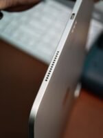 iPad Pro 13" – M4, 256GB Wi-Fi (Used, Perfect Condition) - Image 6