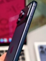 iPhone 17 Pro Max – 512GB (Used, Excellent Condition, 🔋100% – 59 Cycles, SIM + eSIM) - Image 6