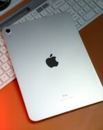 iPad 10.9″ (10th Generation) – 64GB WiFi (Used, Perfect Condition, 🔋97%, No Kit)