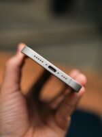 iPhone 16e – 128GB (Used, Perfect Condition, 🔋100%) - Image 4