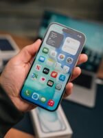 iPhone 15 – 128GB (Used, 🔋90%, Box Included) - Image 6