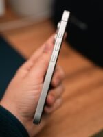 iPhone 17 – 256GB (eSIM + eSIM, Used, 🔋100%) - Image 5