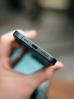 iPhone 15 Pro – 512GB (Used, Excellent Condition, 🔋87%) - Image 3