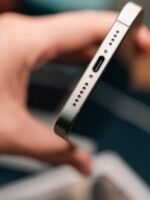 iPhone 15 Pro Max – 256GB (Used, Excellent Condition, 🔋86%) - Image 3