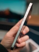 iPhone 15 Pro Max – 256GB (Used, Excellent Condition, 🔋86%) - Image 6