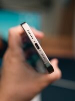 iPhone 16 Pro Max – 512GB (Used, Excellent Condition, 🔋94%) - Image 4