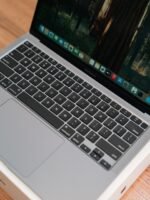 MacBook Air 13.3" M1 – 8GB / 256GB (Used, 🔋100%, Complete Set) - Image 3