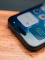 iPhone 17 Pro – 256GB (eSIM + eSIM, Used, 🔋100%, 12 Cycles, No Kit) - Image 3