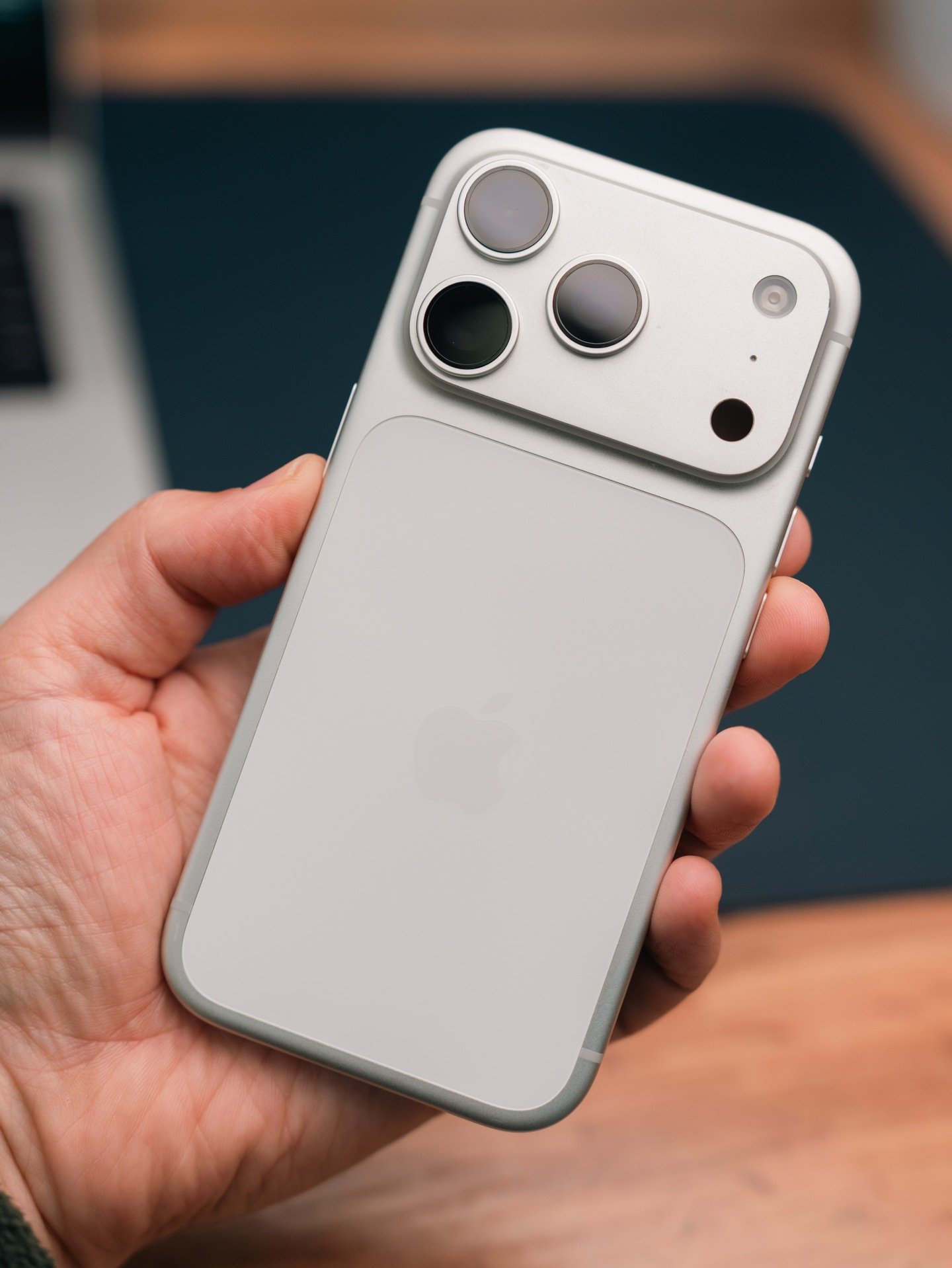 sotochka312-20260202-0140 iPhone 17 Pro โ 256GB (eSIM + eSIM, Used, Excellent Condition, ๐100%) - Image 1