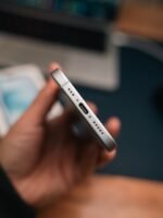 iPhone 15 – 128GB (Used, Excellent Condition, 🔋90%) - Image 3