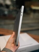 MacBook Air 13.6" M4 – 16GB / 512GB Silver (Used, 🔋28 Cycles, Complete Set) - Image 5