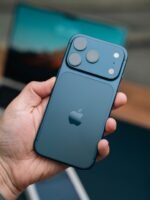 iPhone 17 Pro – 512GB (SIM + eSIM, Used, Perfect Condition, 🔋100%)