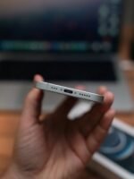 iPhone 16e – 128GB (Used, Perfect Condition, 🔋100%) - Image 3