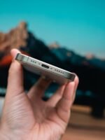 iPhone 16 Pro – 1TB Natural Titanium (Used, Perfect Condition, 🔋93%, No Kit) - Image 4