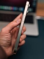 iPhone 15 Pro Max – 1TB Natural Titanium (Used, Excellent Condition, 🔋85%) - Image 5