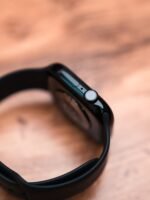 Apple Watch Series 10 – 46mm Jet Black (Used, Perfect Condition) - Image 4