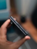 Samsung Galaxy Z Fold 7 – 256GB (Open Box, SIM + eSIM) - Image 6