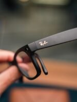 Ray-Ban Meta Wayfarer – Gen 1 (Matte Black / Photochromic, Size 50) - Image 4