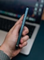 iPhone 15 Pro – 256GB (Used, Excellent Condition, 🔋87%) - Image 6