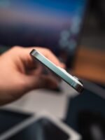 iPhone 16 Pro Max – 256GB White Titanium (Used, Perfect Condition, 🔋98%) - Image 4